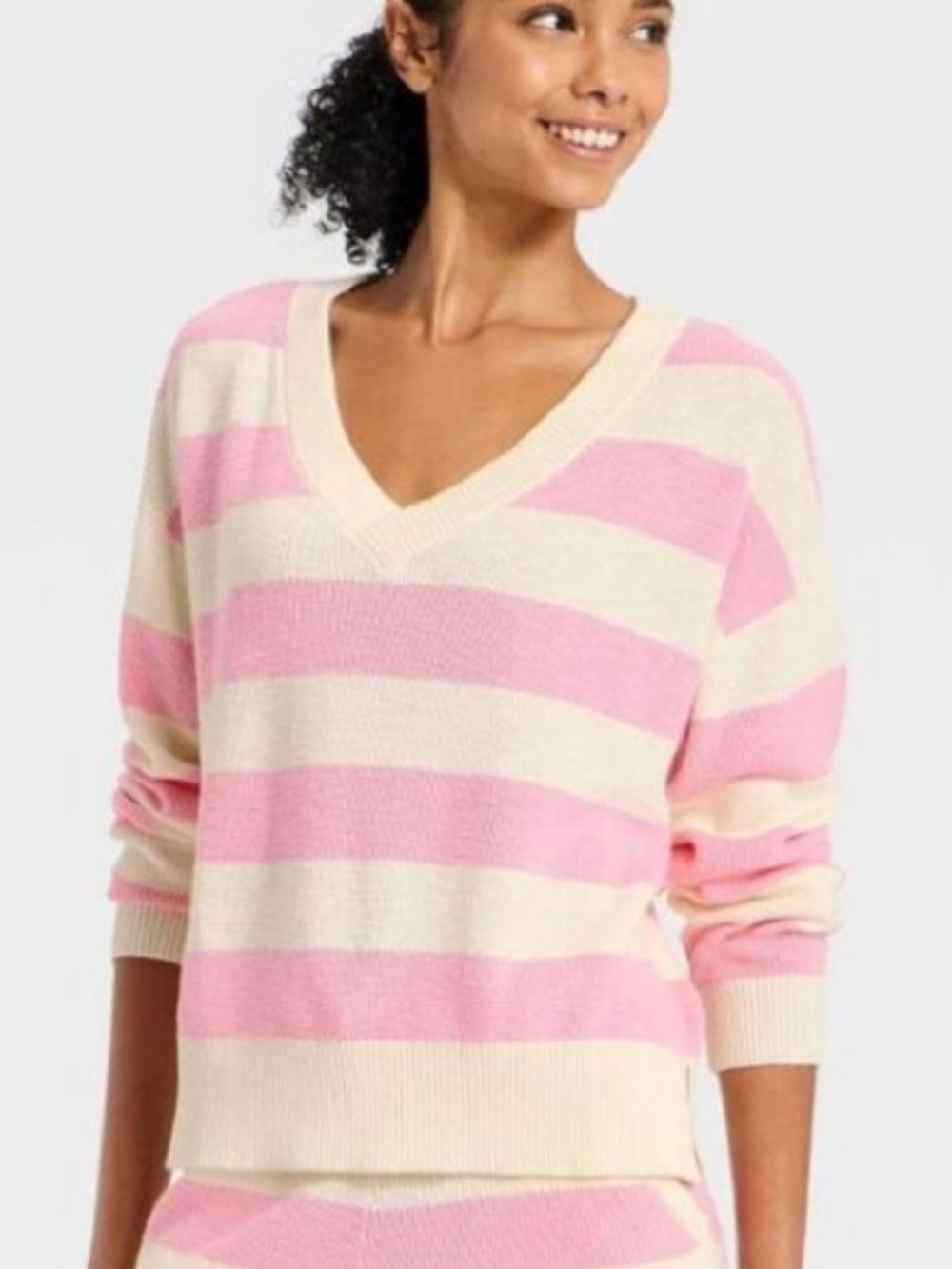 JoyLab sweater in bubble gum and cream size Sm (oversized)